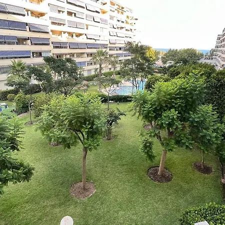 Apartment Piso En Casco Junto A Playa Piscina In Summer Season Marbella